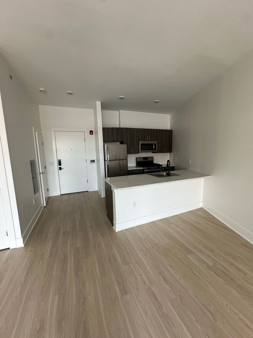 Jersey City Apartment: 280 Fairmount Avenue