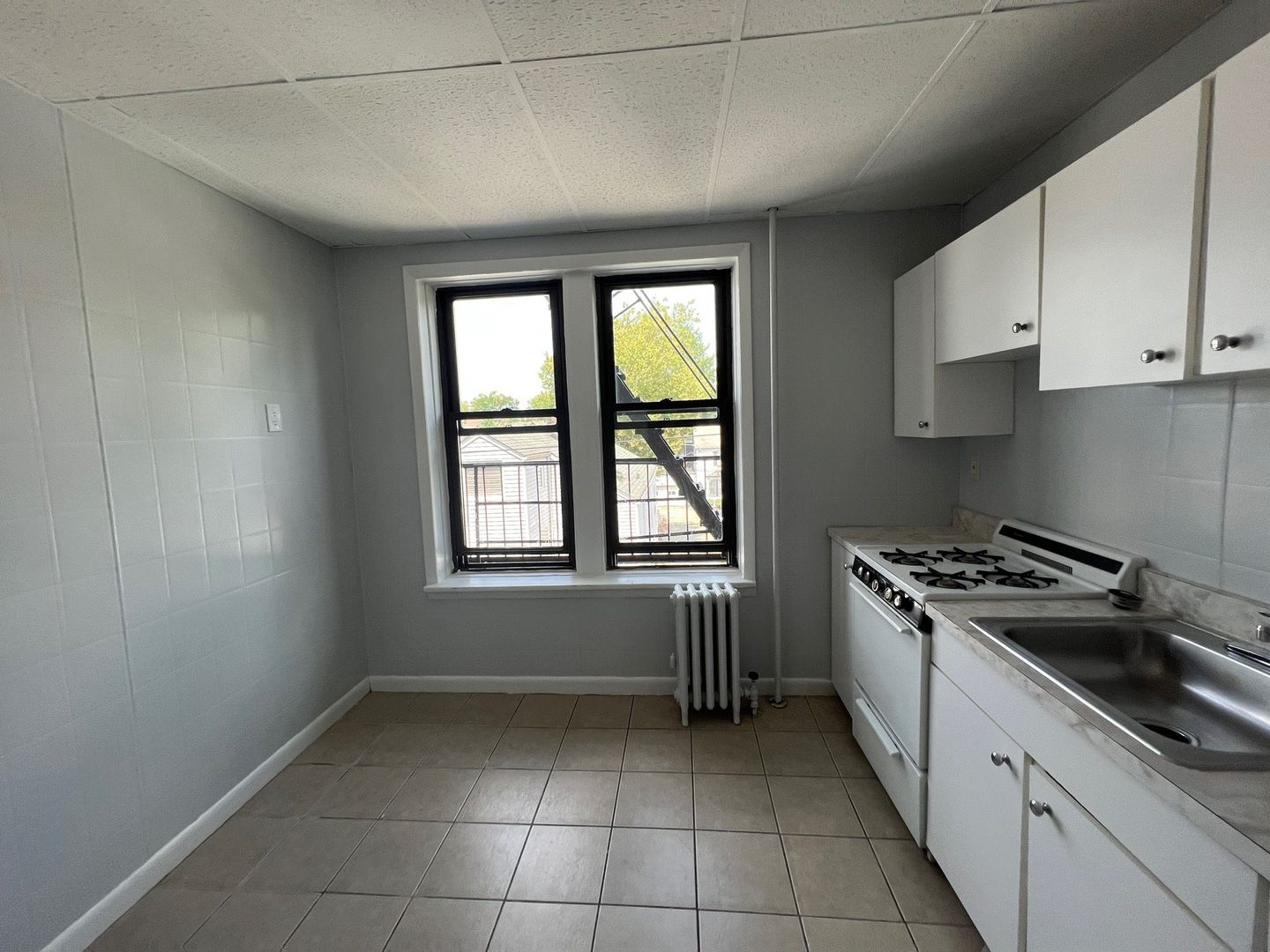 Bayonne Apartment: 807 Avenue A