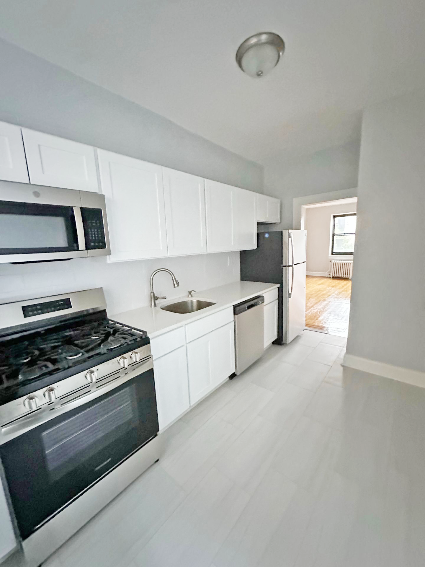 Palisades Park Apartment: 1 West Palisades Blvd