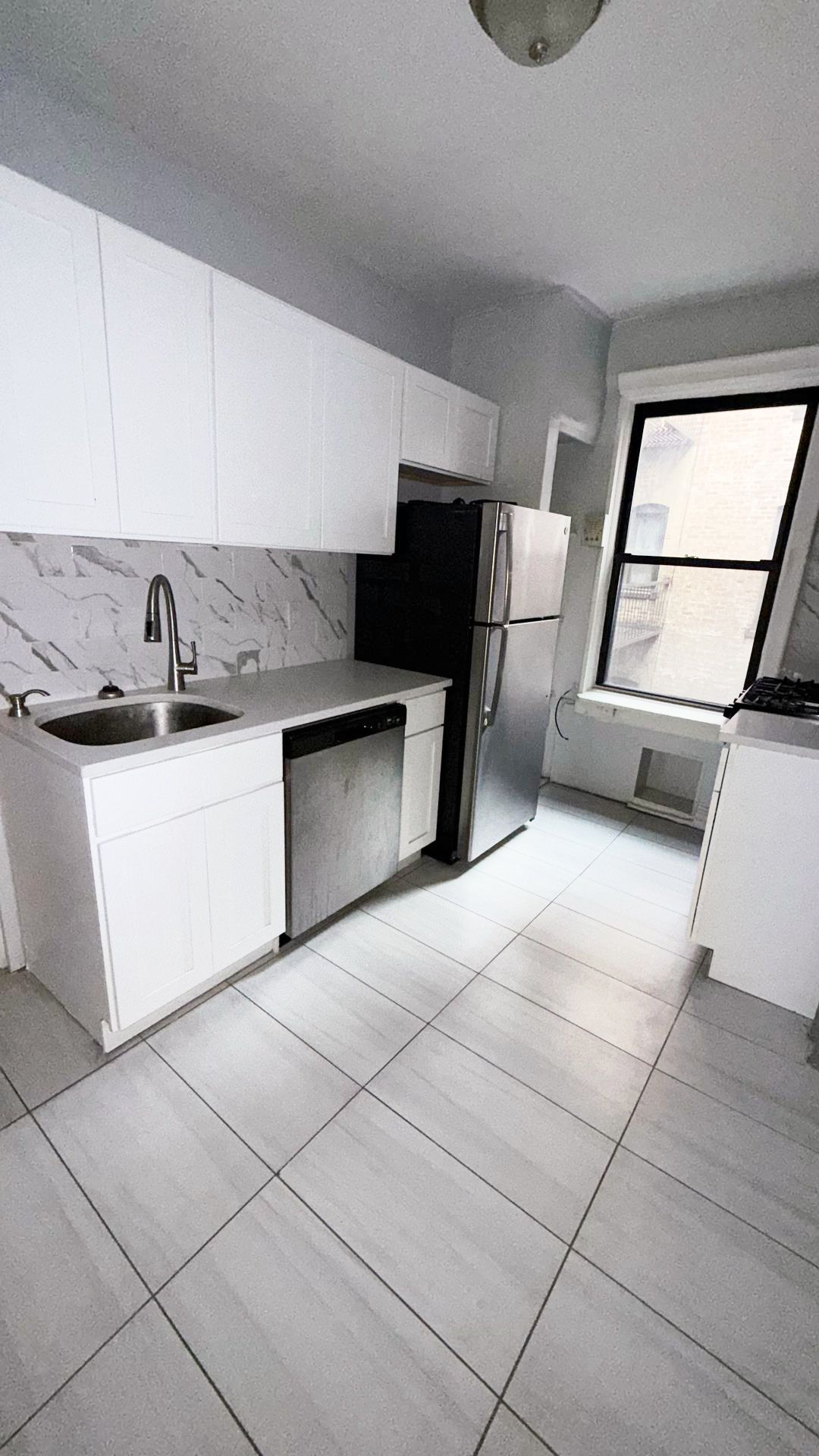 Jersey City Apartment: 110 Glenwood Avenue