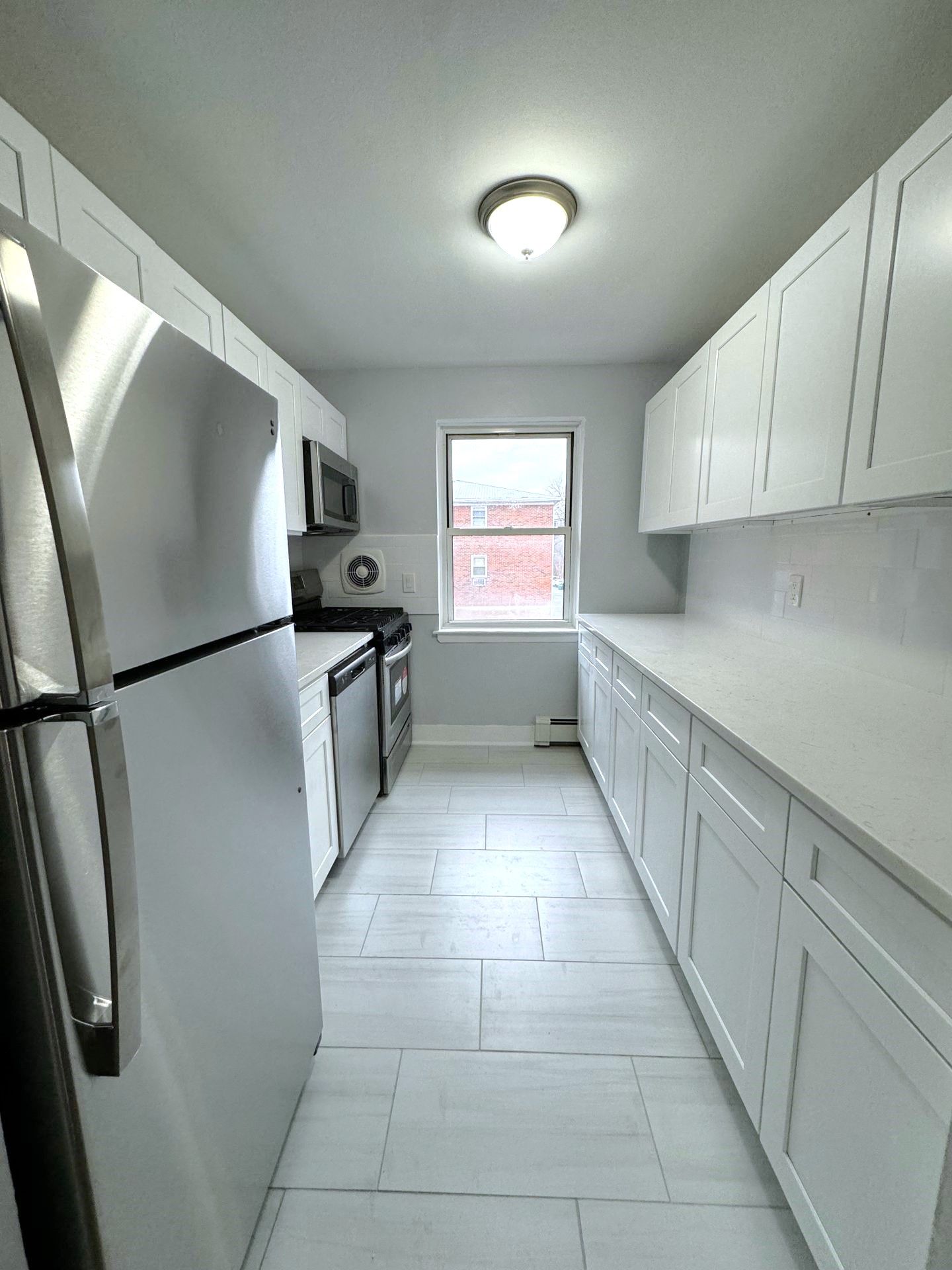 Cedar Grove Apartment: 1059 Pompton Avenue