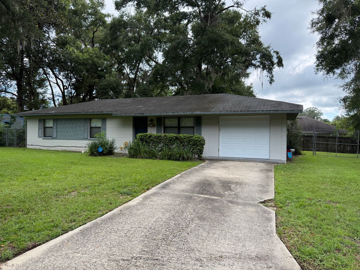 Alachua House: 15615 NW 138th Drive