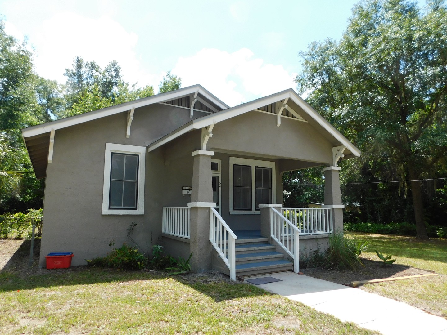 Gainesville House: 541 NE 11th Street