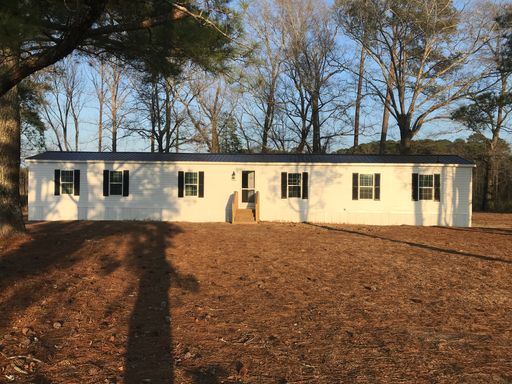 5027 Bullock Ct, Fayetteville – photo 1