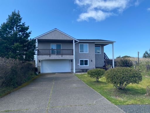 LONG BEACH VACATION HOME BY THE MONTH - VIEW & BEACH ACCESS