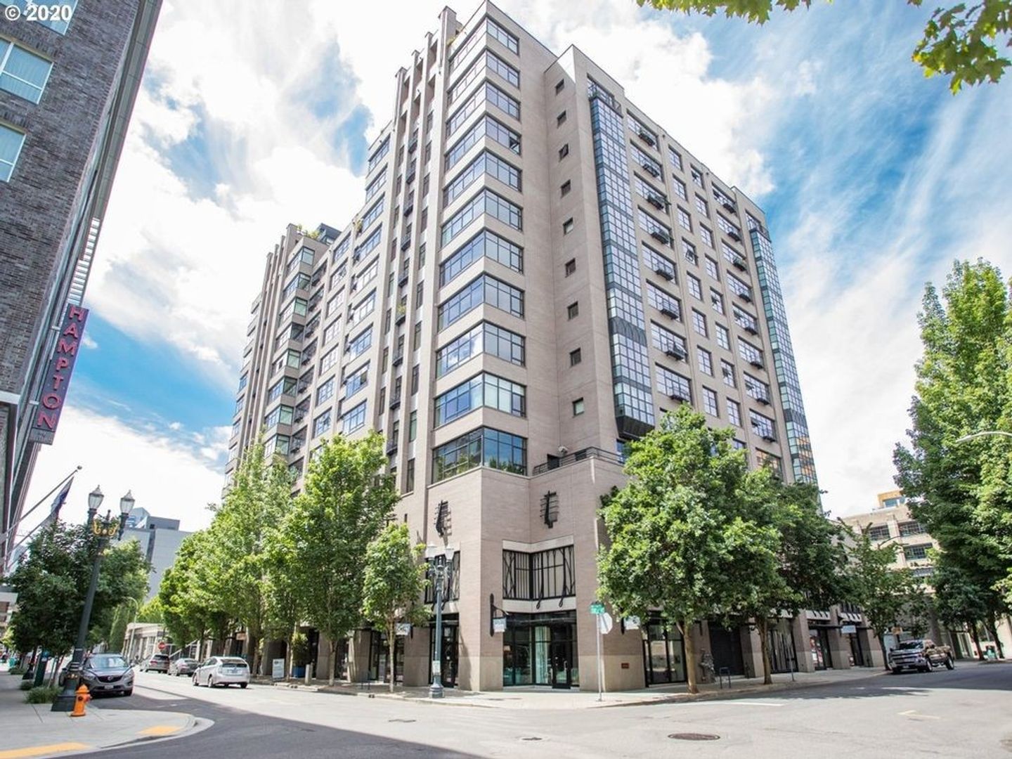 Portland Condo: 333 NW 9th Ave #607