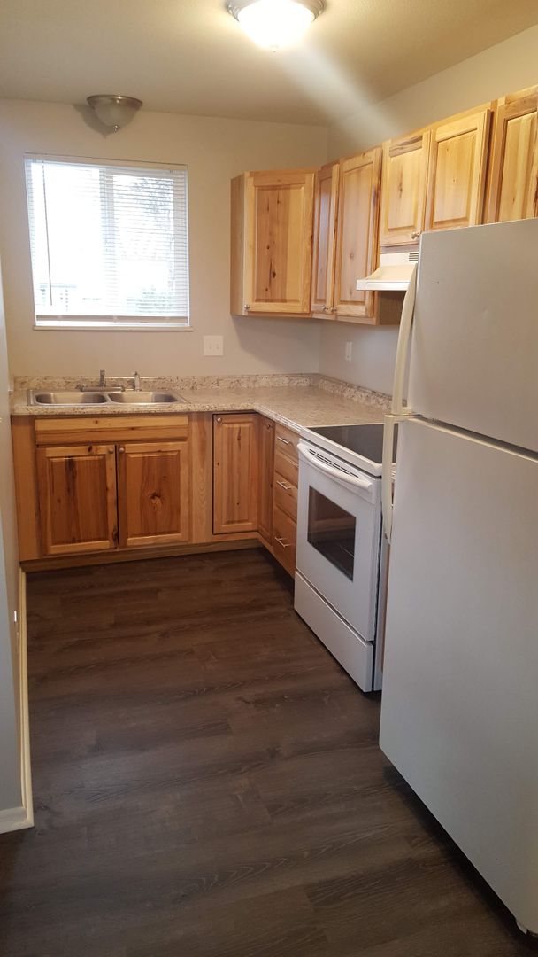 Longmont Apartment: 603 Terry Street
