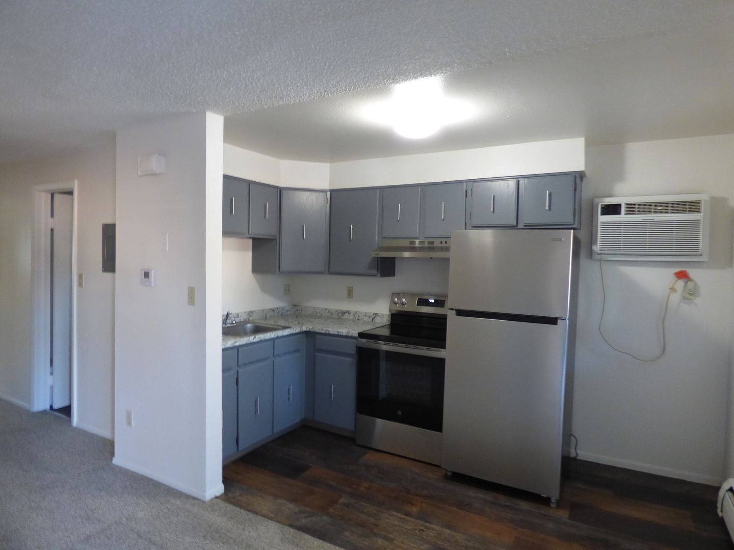 Longmont Apartment: 1968 McCall Place