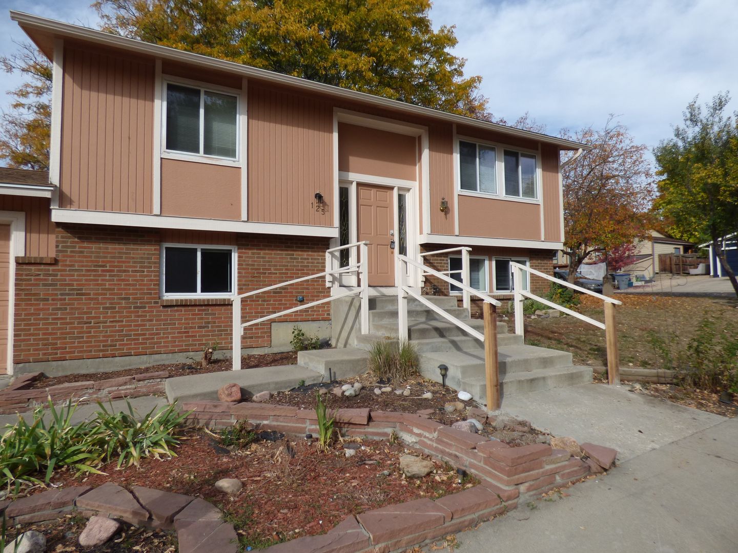 Longmont House: 125 Judson Street