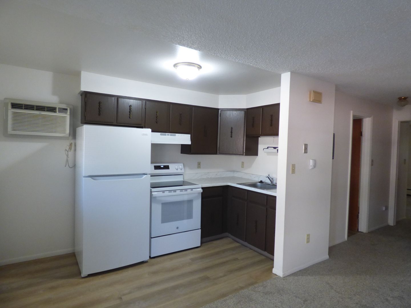 Longmont Apartment: 1968 McCall Place