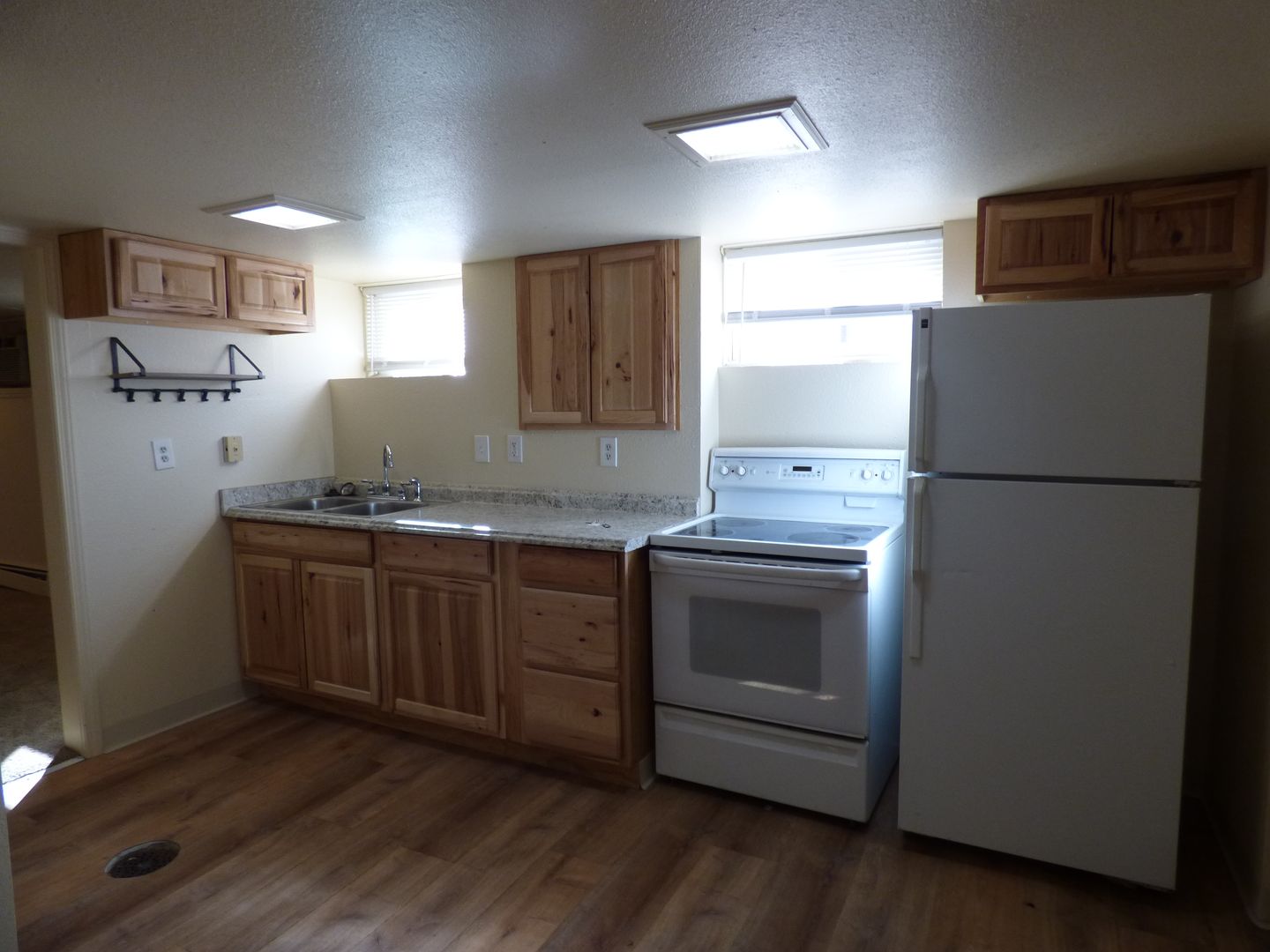 Longmont Apartment: 609 Terry Street