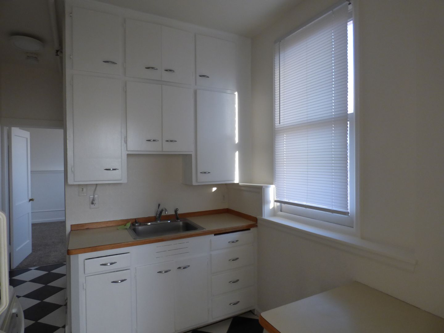 Longmont Apartment: 546 Atwood Street