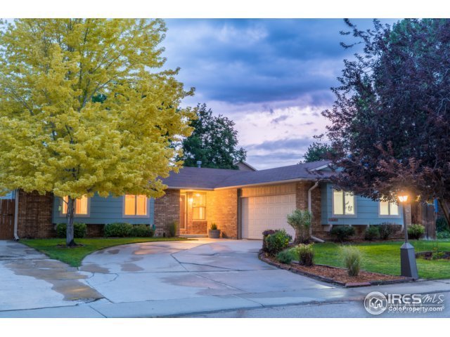 Longmont House: 1689 Geneva Circle