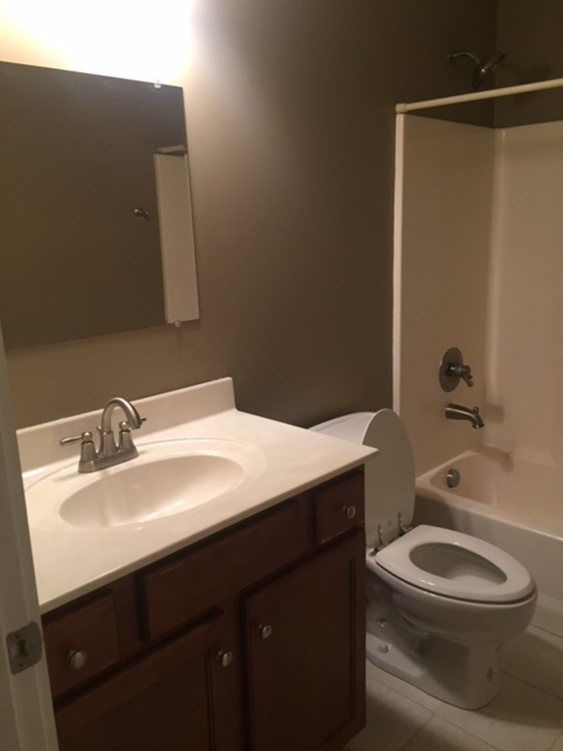 nashville Apartment: 1037 16th Avenue north