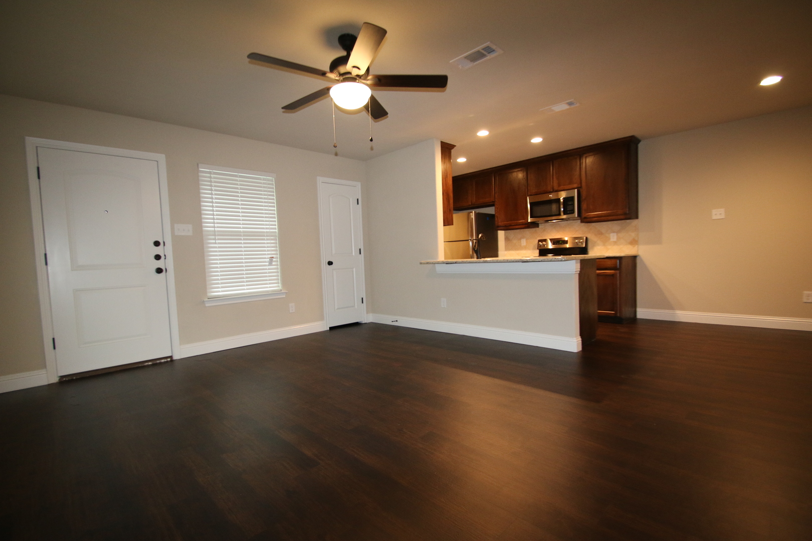 Fort Worth Apartment: 8145-8147 Arbor Ave.