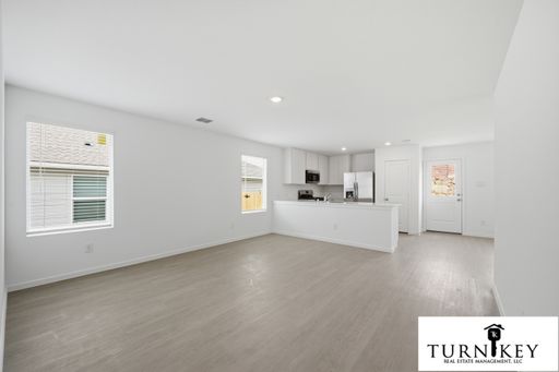 Charming Newer-Build 3BR/2BA Home with Beautiful Modern Finishes – Available Now! – photo 1