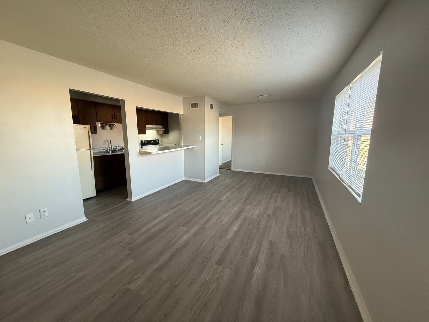 Evansville Apartment: 4982 Tippecanoe Dr.