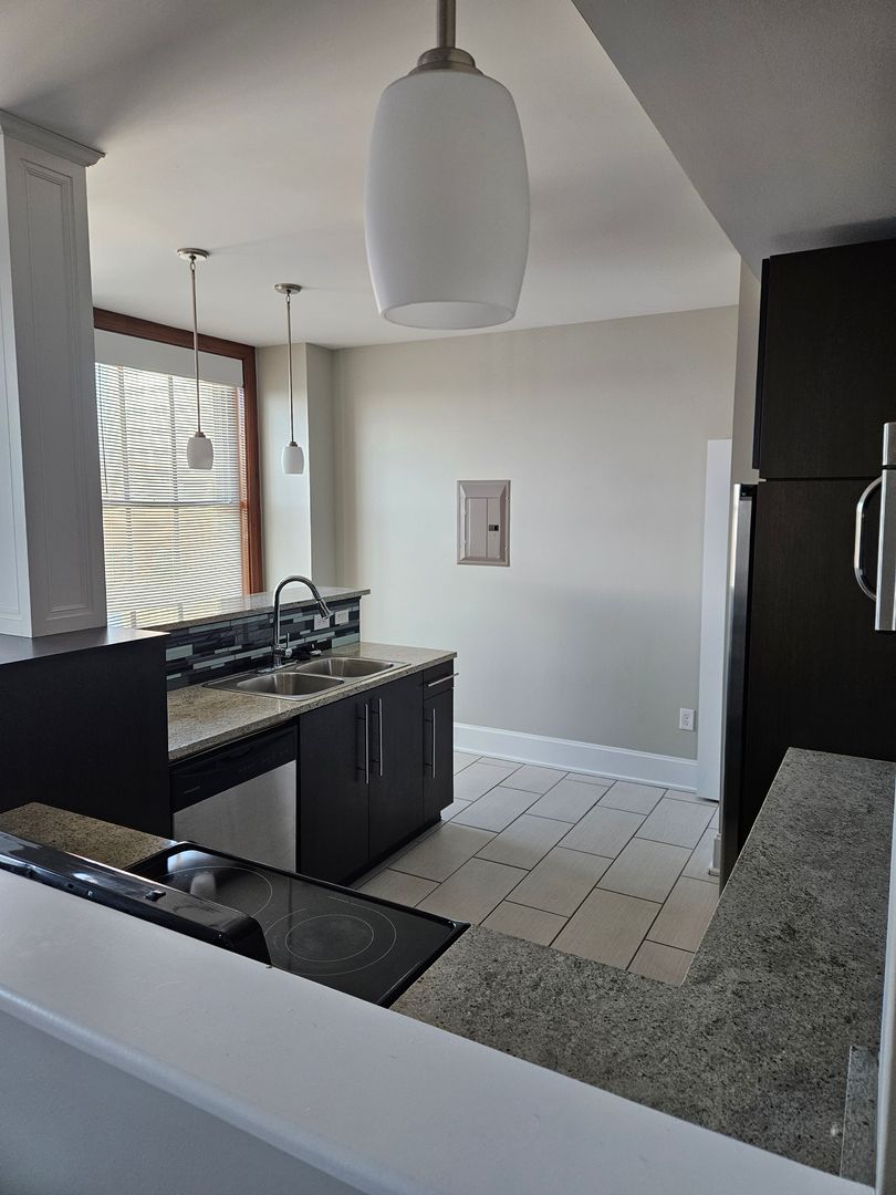 Evansville Apartment: 329 Main