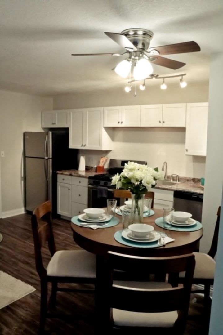 Evansville Apartment: 1208 SE First Street