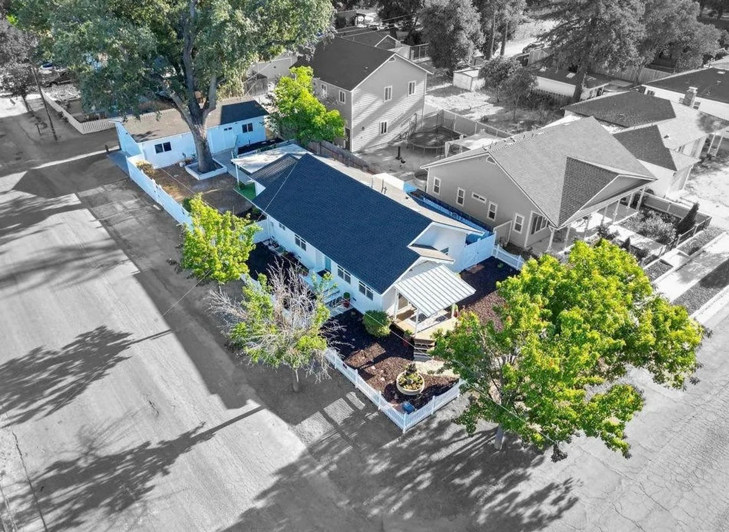 Paso Robles Townhome: 246 16th St.