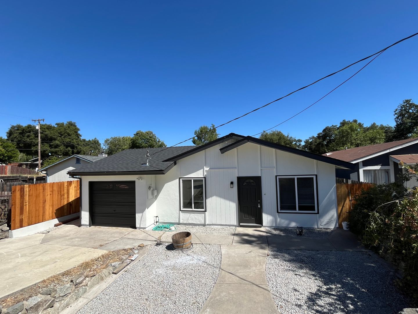 Atascadero House: 8890 Arcade Road