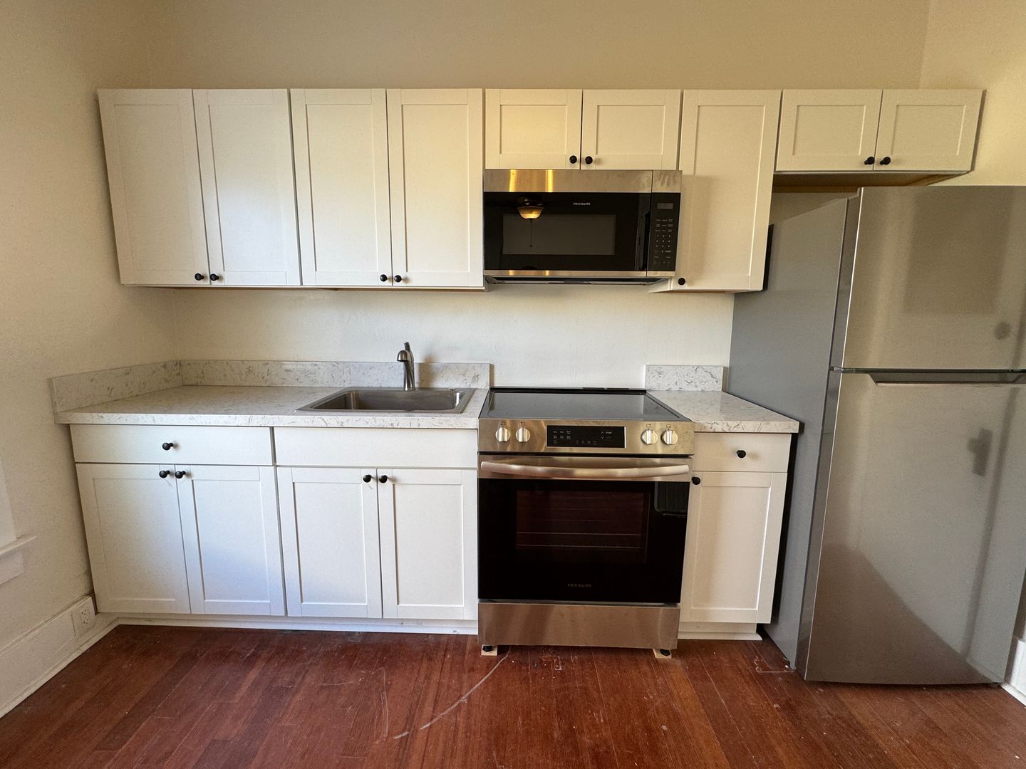 Paso Robles Apartment: 1535 Park St