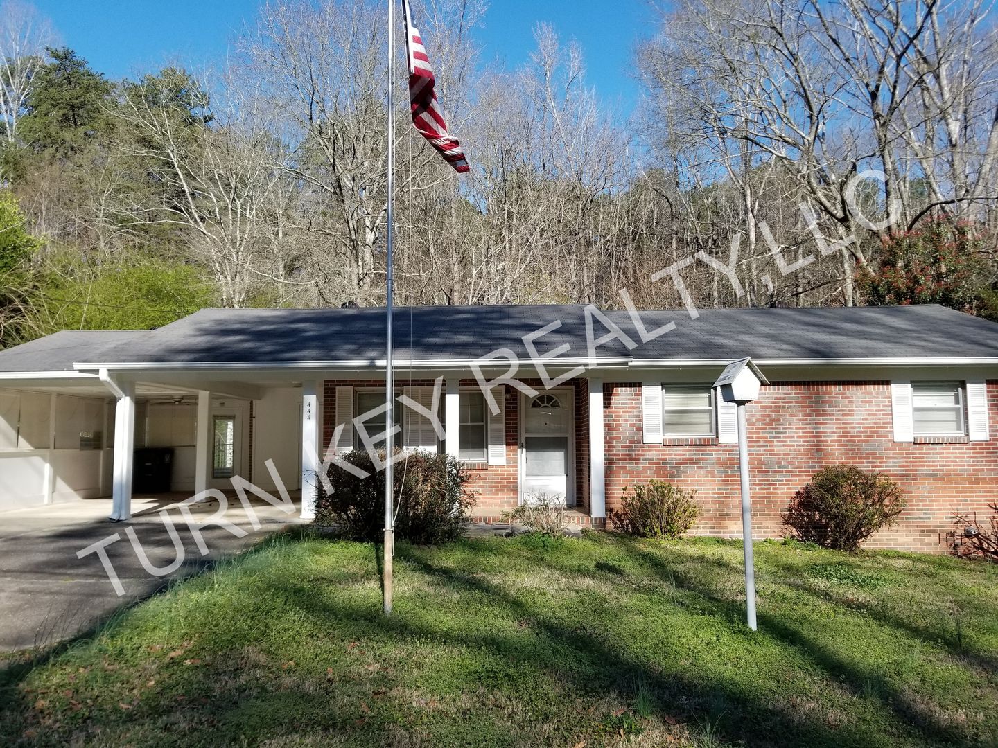Gardendale House: 444 Harden Road