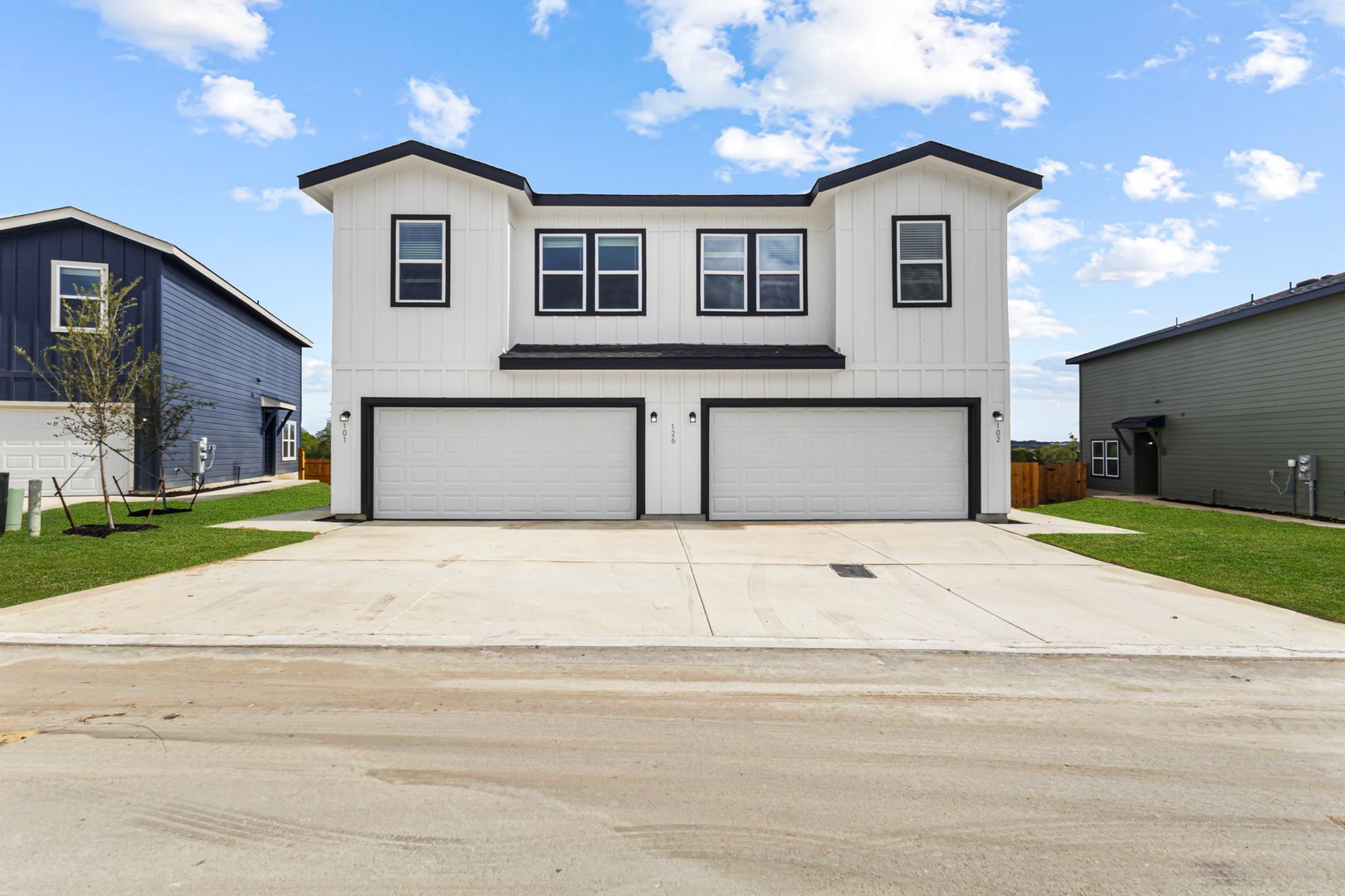 San Antonio Apartment: 8911 FM 1560