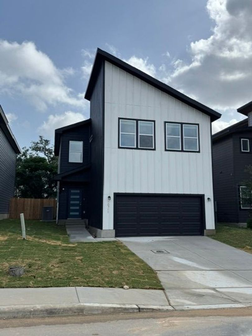 San Antonio House: 10739 Pharaoh Run