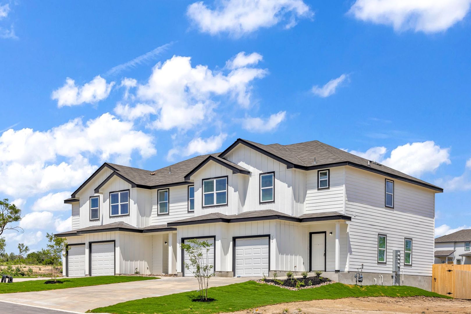 San Antonio Townhome: 180 Stefan Estate