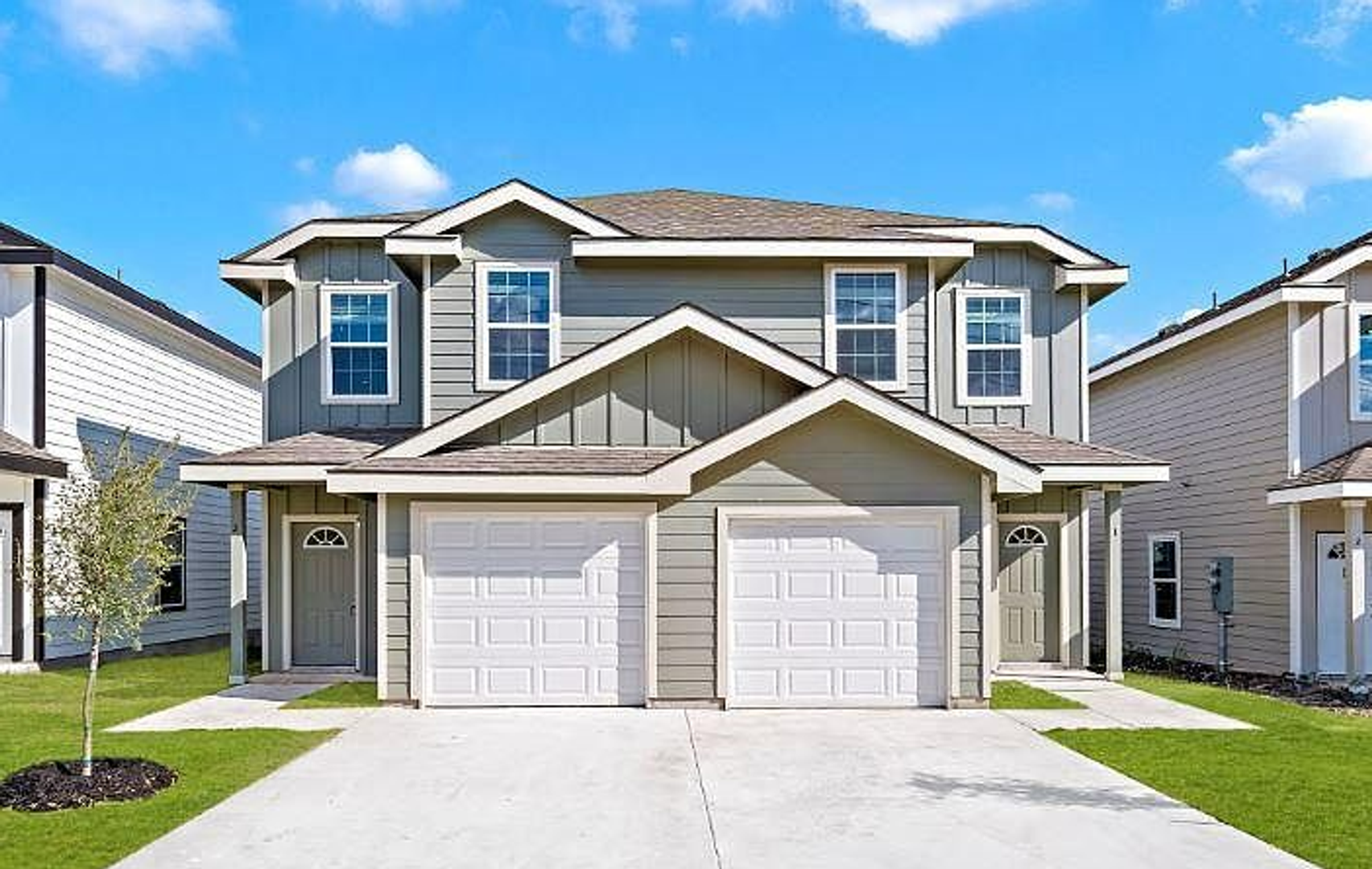 San Antonio Apartment: 8911 FM 1560