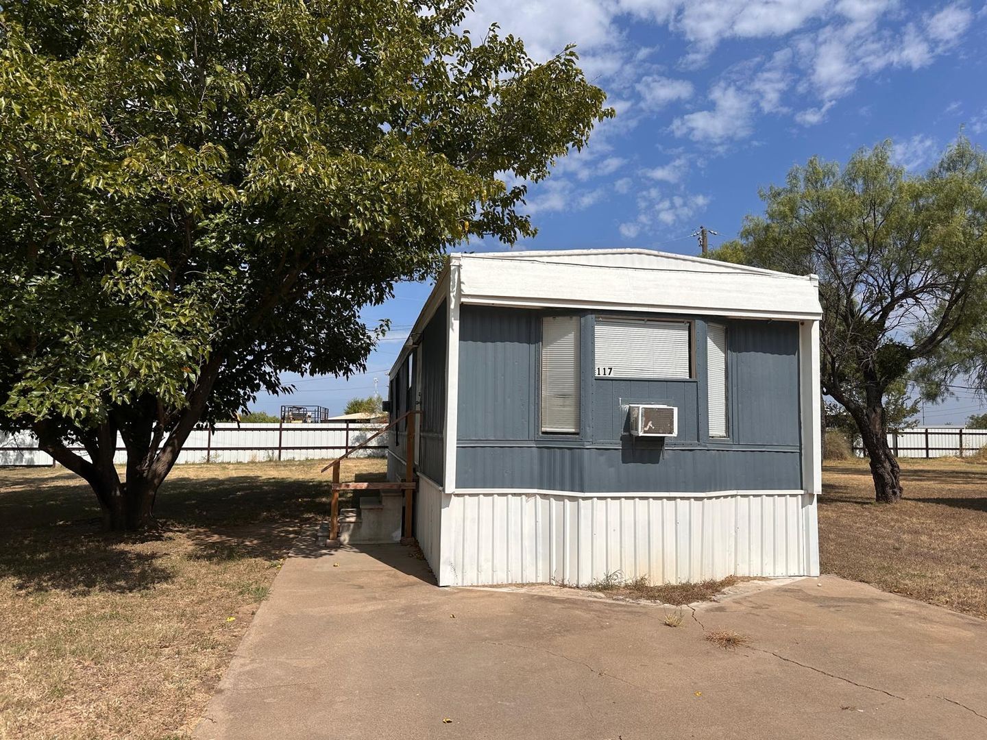 Brownwood Apartment: 3201 Stephen F. Austin Dr - Unit 117