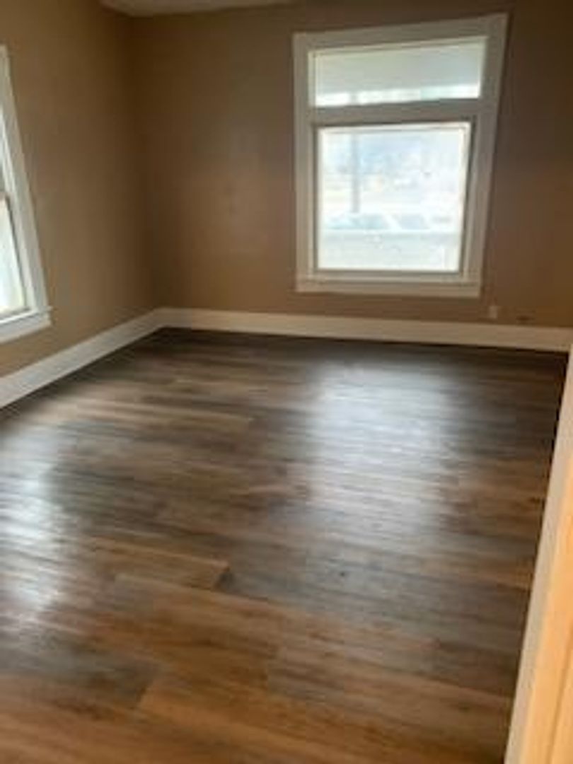 Peoria House: 1329 N Bestor St