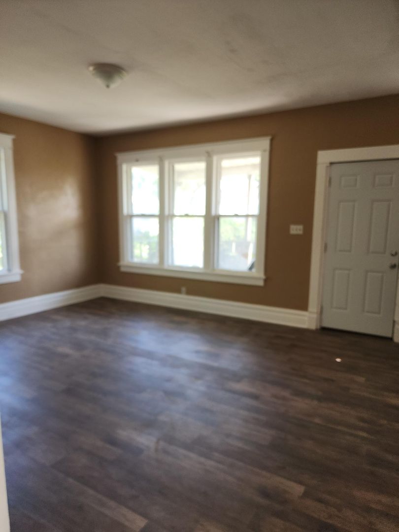 Peoria House: 919 S Sumner Ave