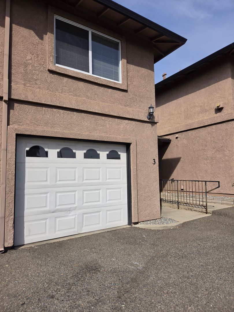 REDDING Apartment: 1266 BURTON COURT