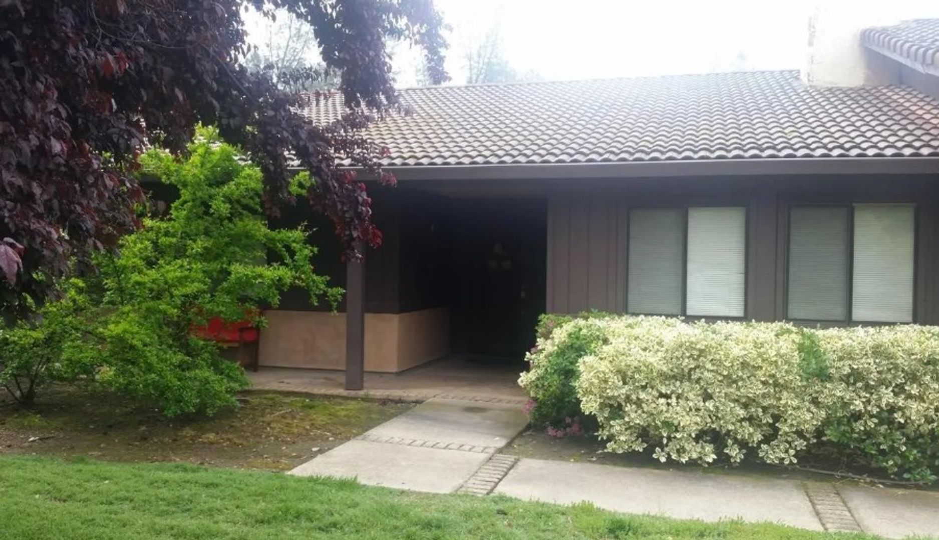 REDDING House: 1585 ARROYO MANOR