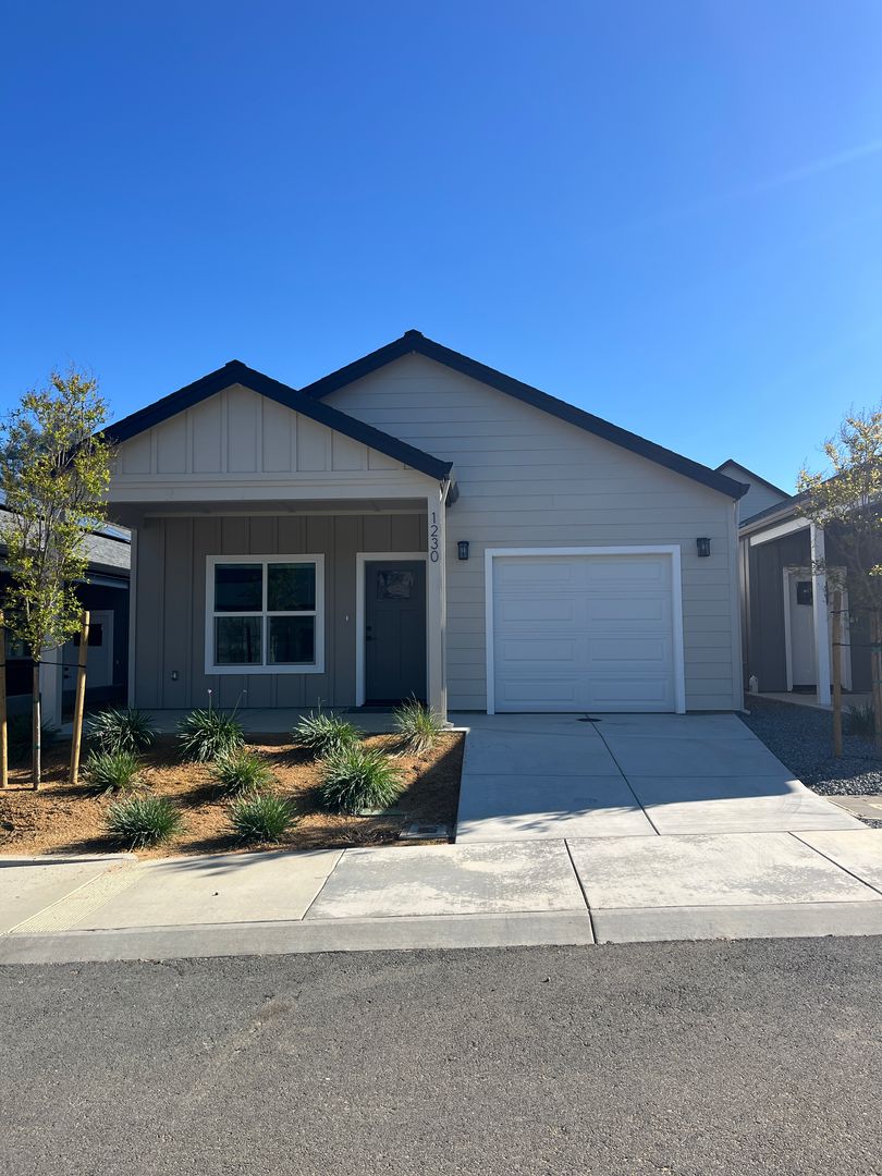 REDDING House: 1230 OLD ALTURAS ROAD