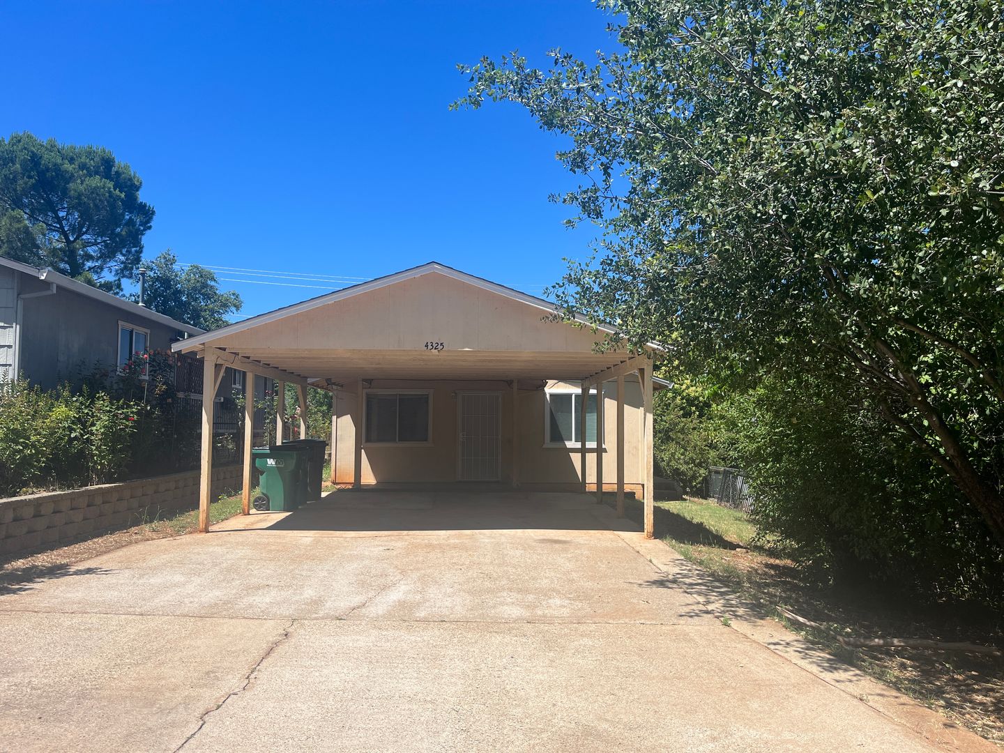 SHASTA LAKE CITY House: 4325 FORT PECK STREET