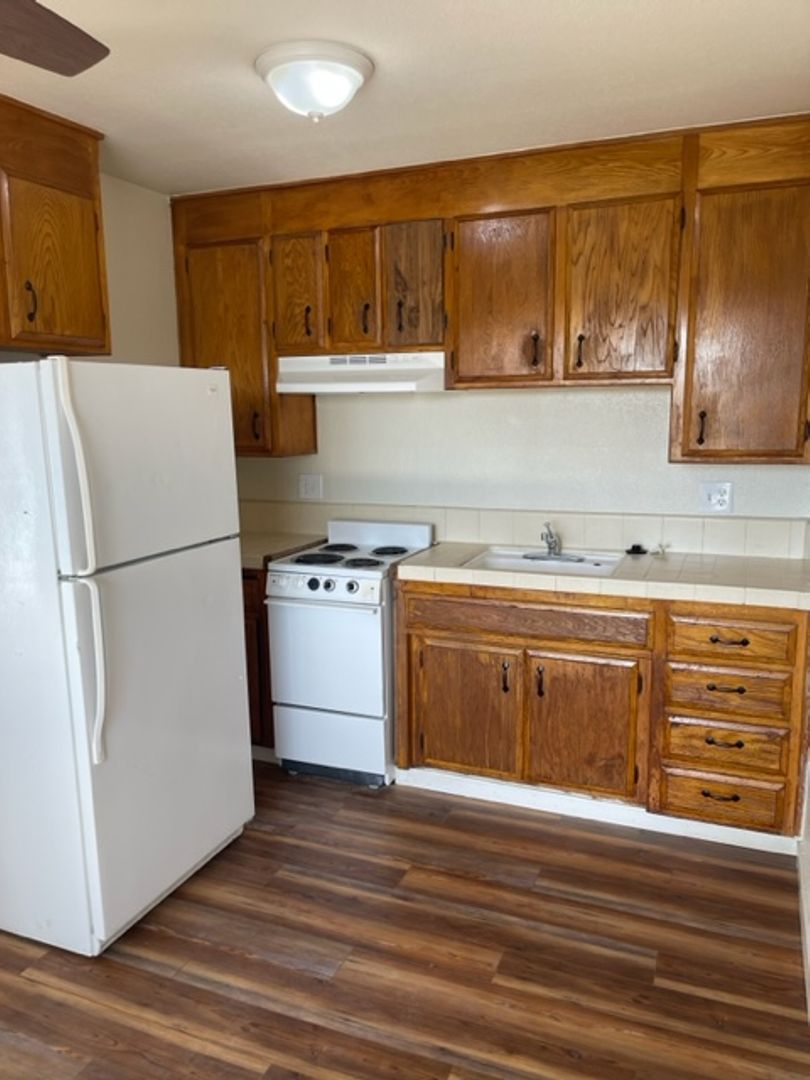 4320 CLAY STREET C, REDDING, GA 96003