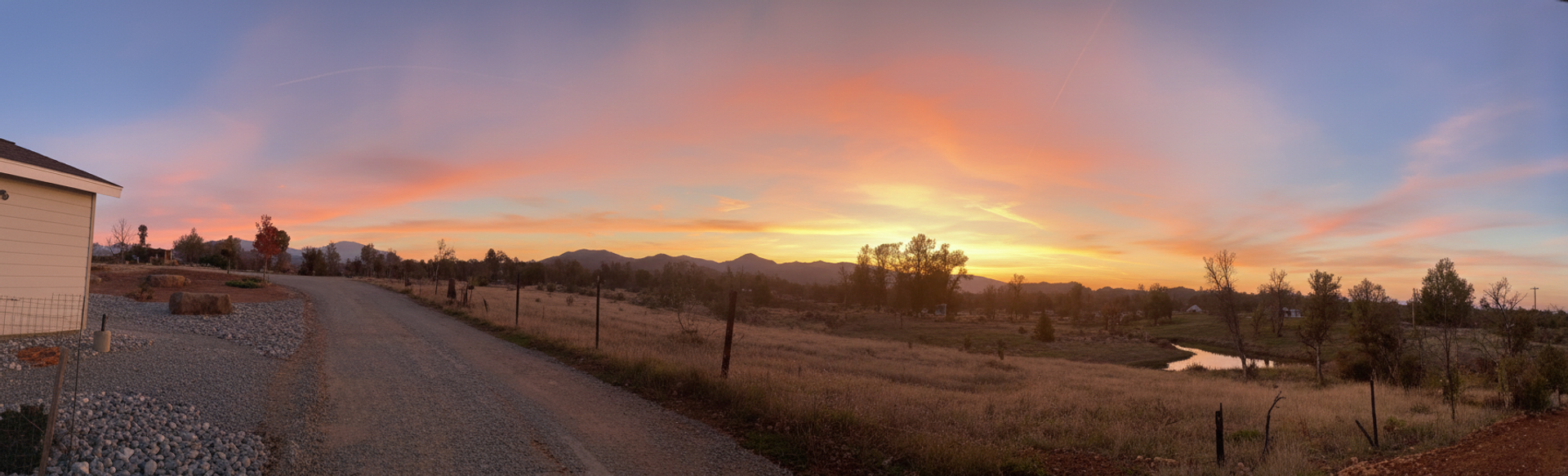 REDDING House: 11303 QUARTZ HILL ROAD #A