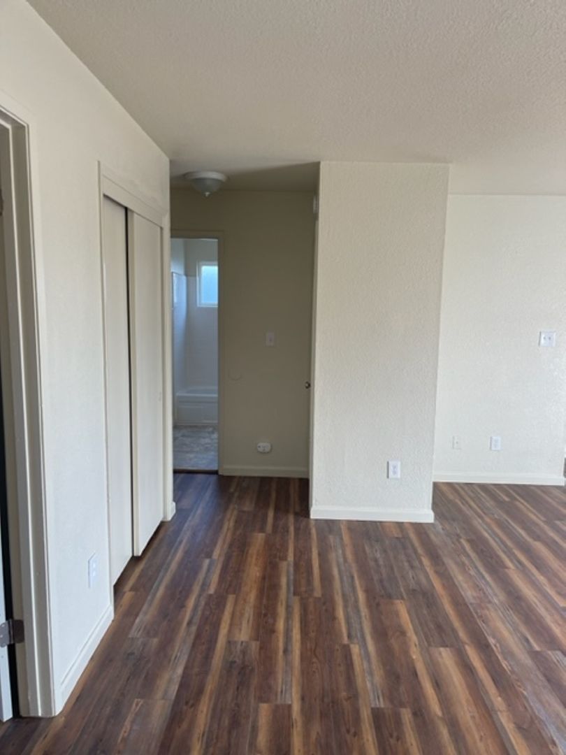 4320 CLAY STREET C, REDDING, GA 96003