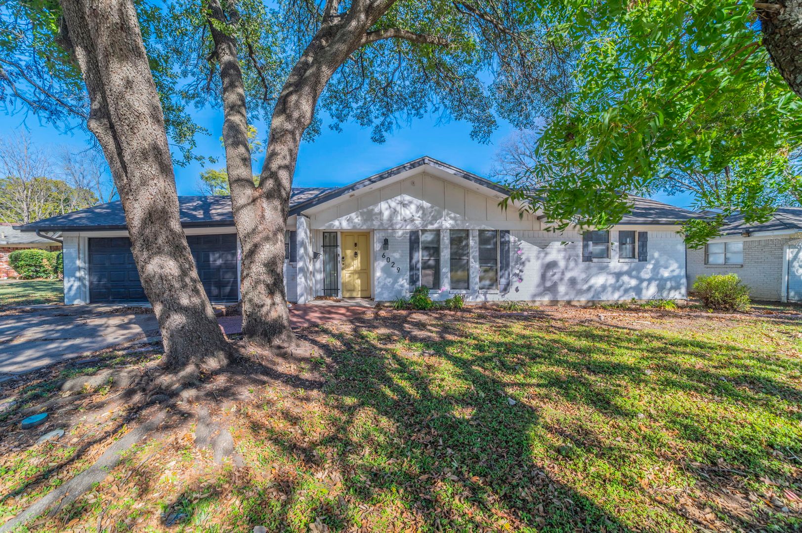Fort Worth House: 6029 Wormar Ave
