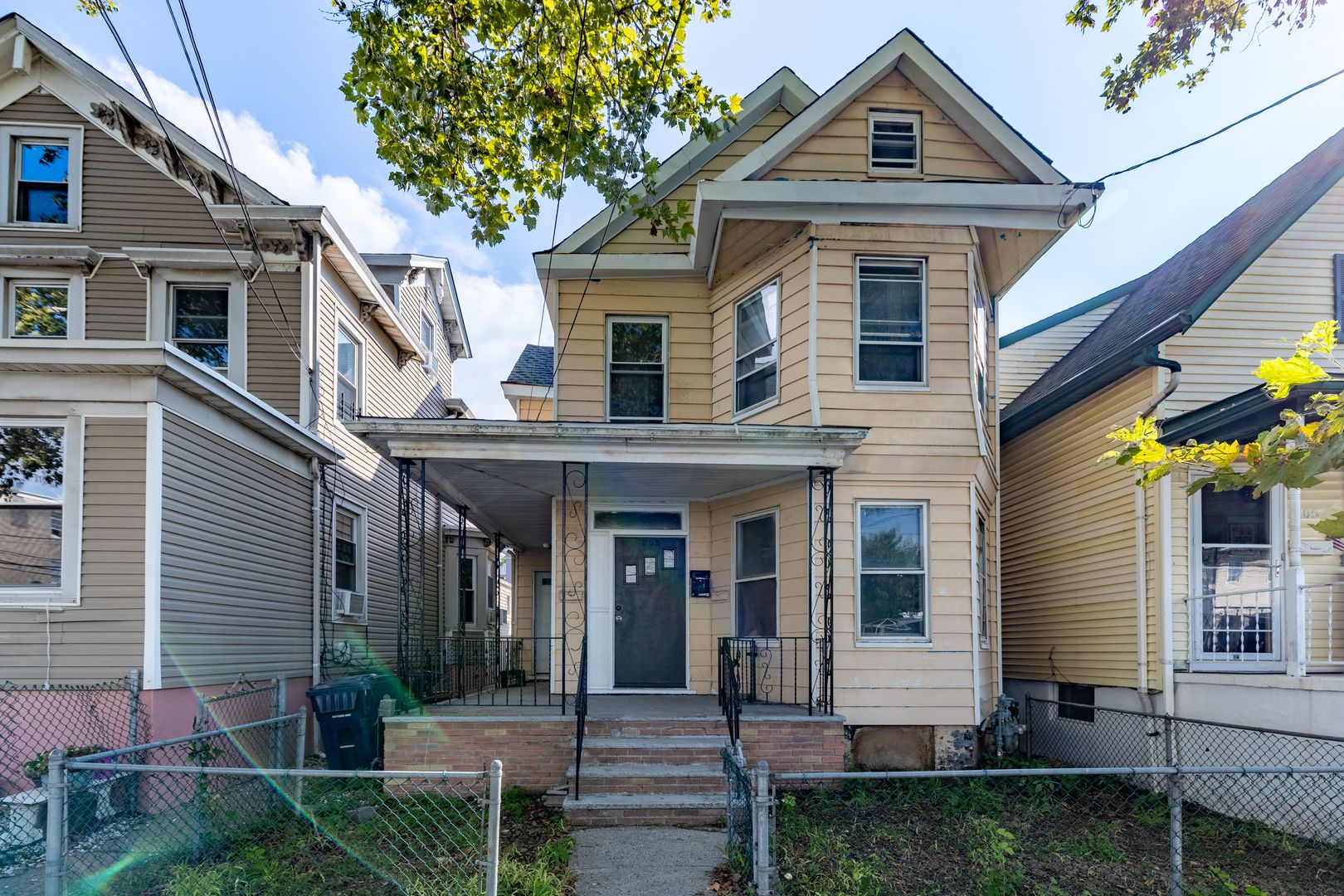 Perth Amboy Apartment: 203 Patterson Street