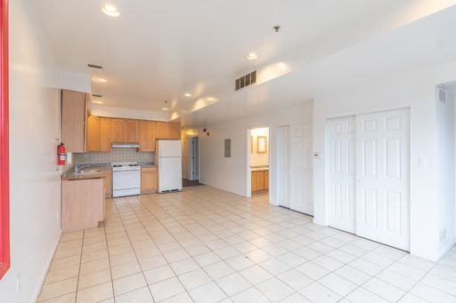 200 Hamilton St, Apt 1 — photo 5