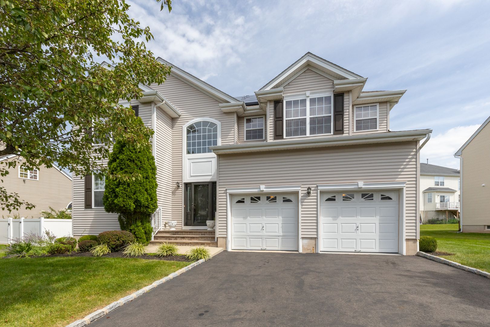 Franklin Park House: 87 Timber Hill Dr