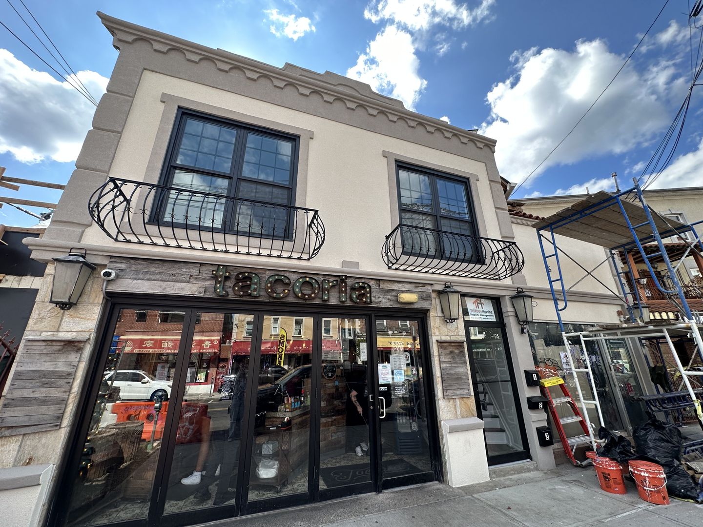 56 Easton Ave, Apt 2