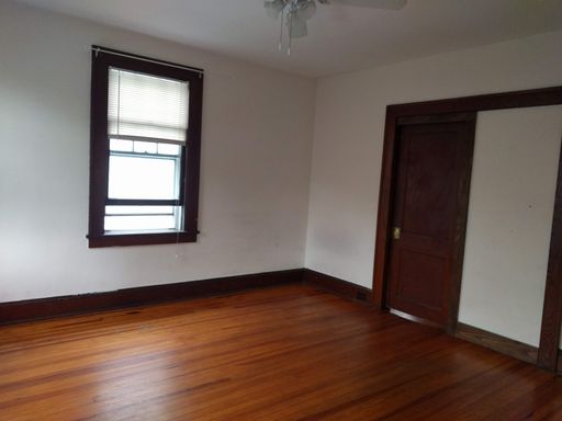 37 Baldwin St, Apt 2 — photo 4