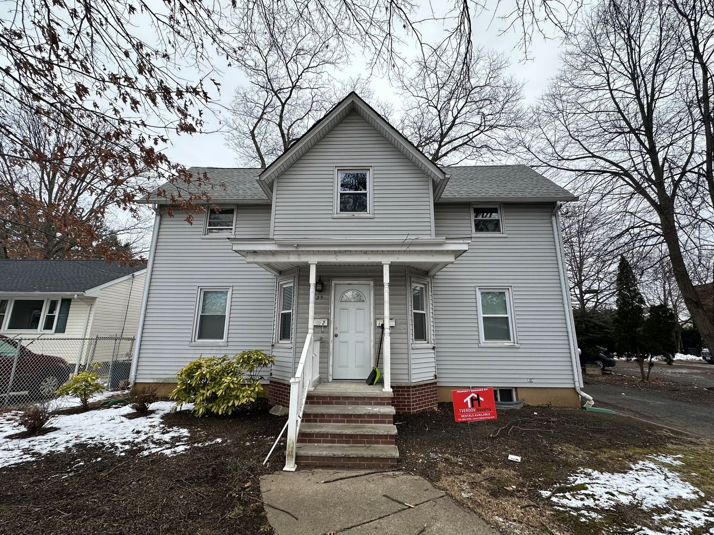 Edison Apartment: 25 Garden St