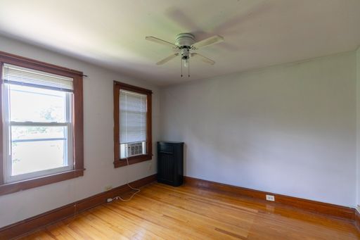 28 Dix St — photo 3