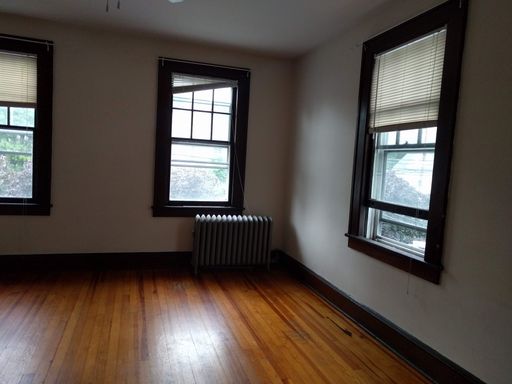 37 Baldwin St, Apt 2 photo 2